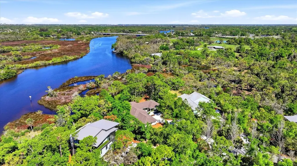 5935 River Forest Circle Bradenton FL 34203