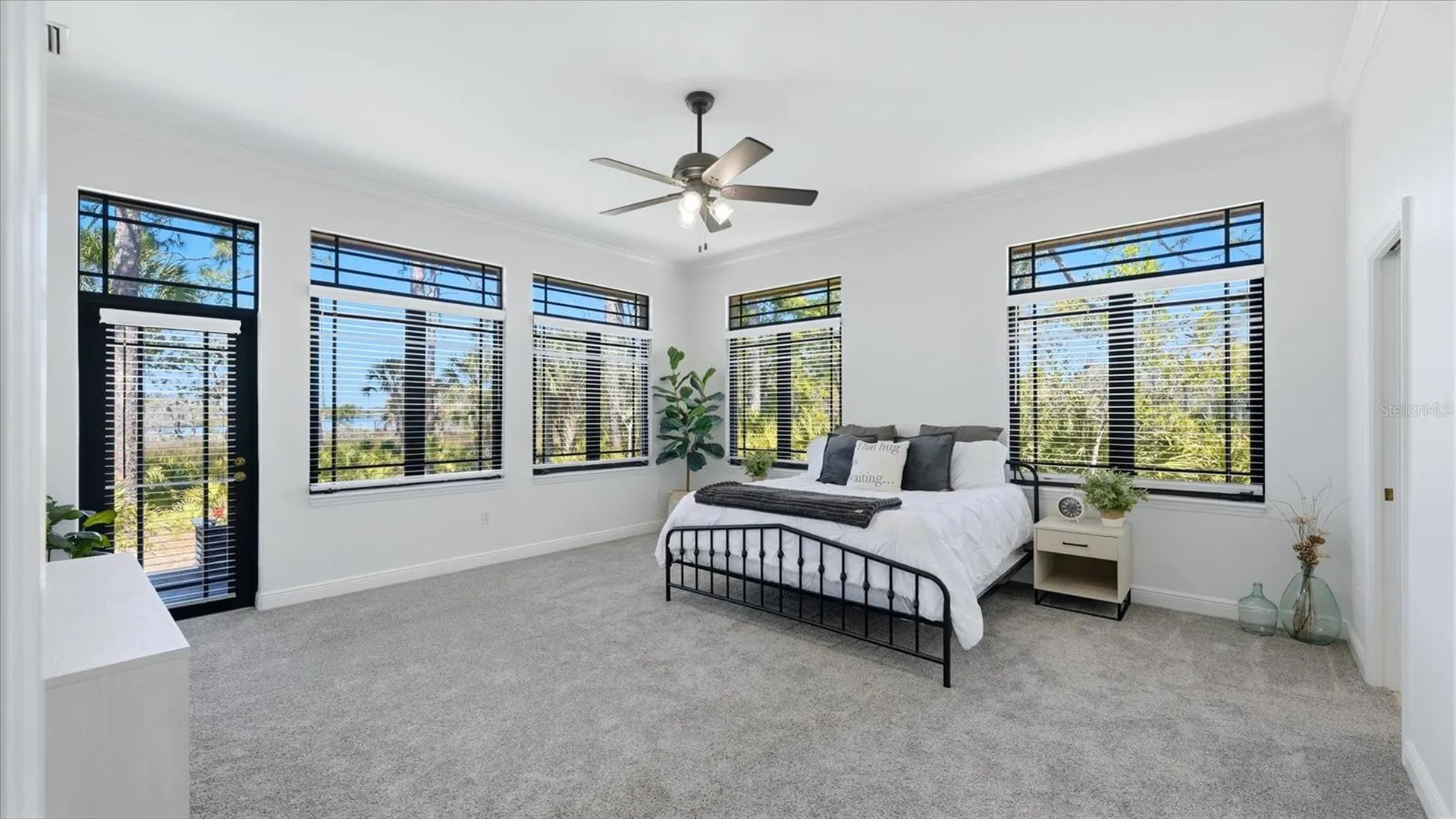 5935 River Forest Circle Bradenton FL 34203