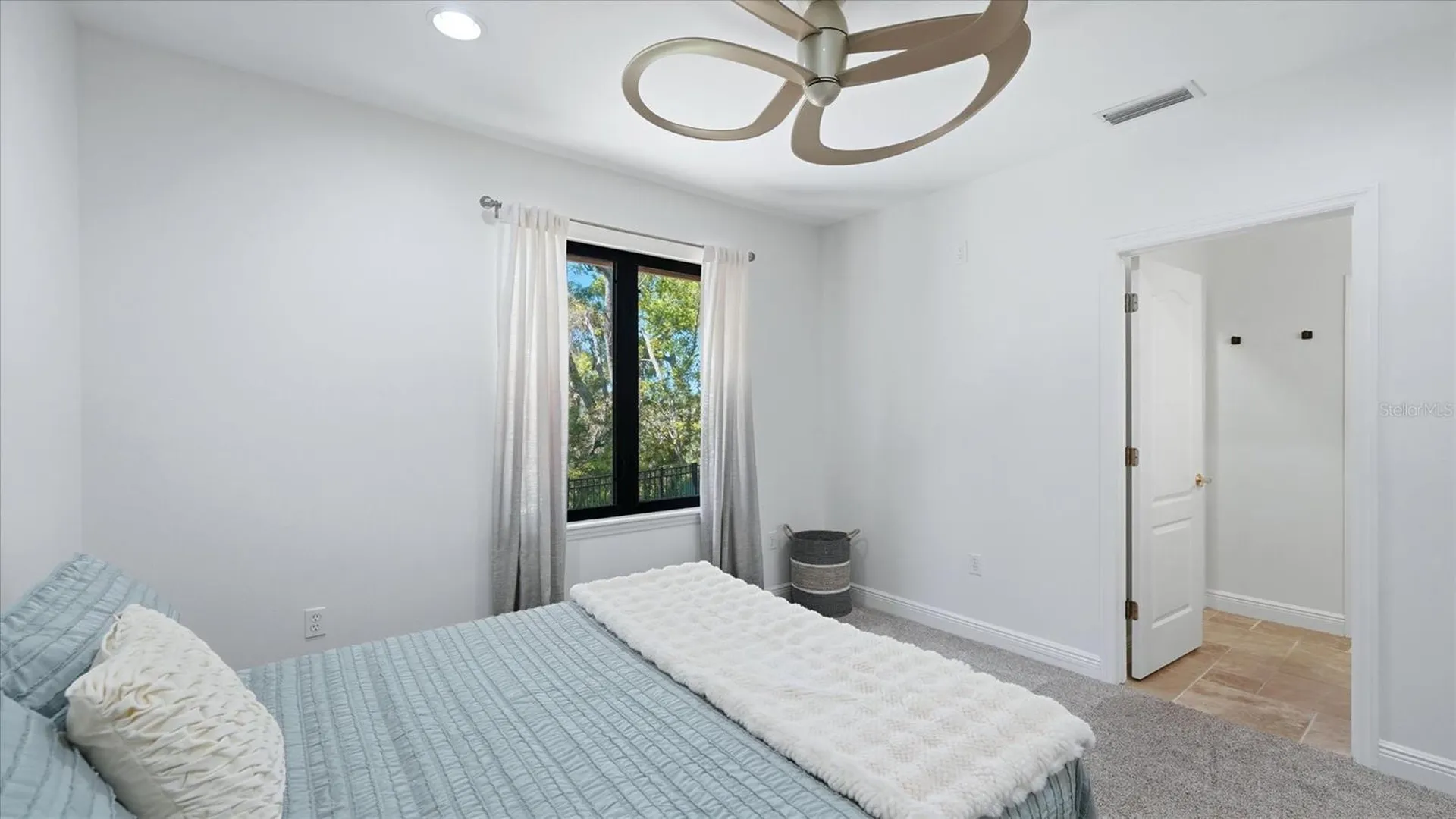 5935 River Forest Circle Bradenton FL 34203