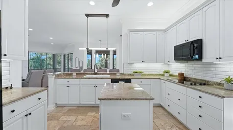 5935 River Forest Circle Bradenton FL 34203