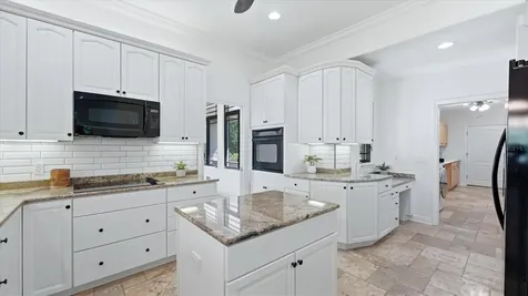 5935 River Forest Circle Bradenton FL 34203