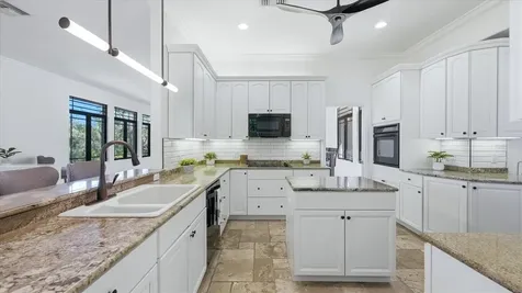 5935 River Forest Circle Bradenton FL 34203