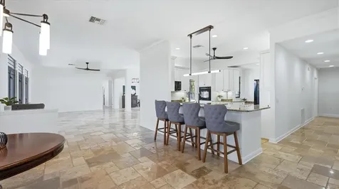 5935 River Forest Circle Bradenton FL 34203