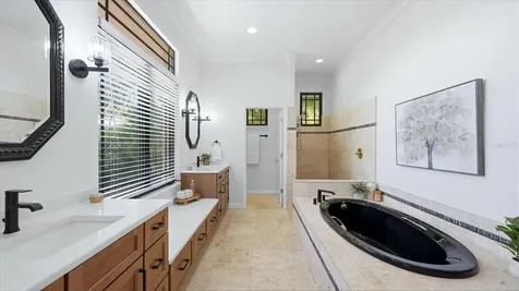 5935 River Forest Circle Bradenton FL 34203