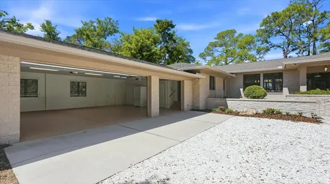 5935 River Forest Circle Bradenton FL 34203