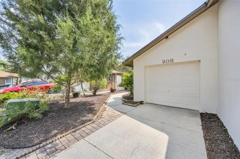 208 Lighthouse Court Safety Harbor FL 34695