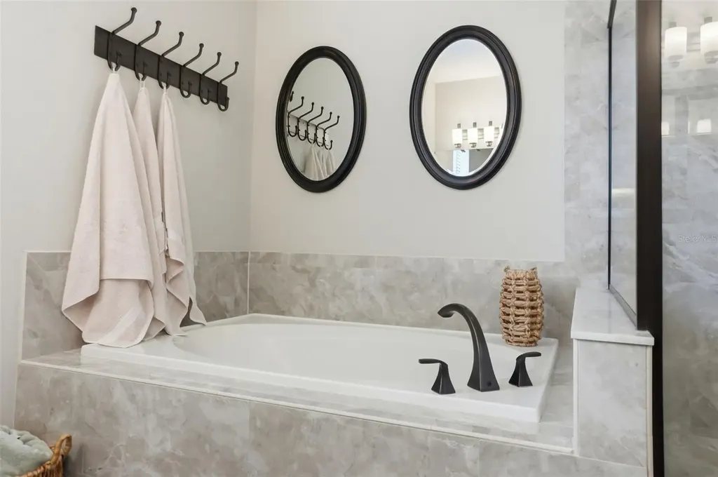 1897 Fox Grape Loop Lutz FL 33558