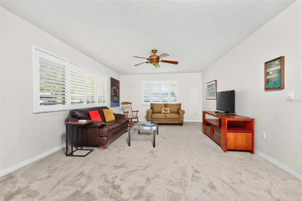 3972 Overlook Bend Sarasota FL 34232