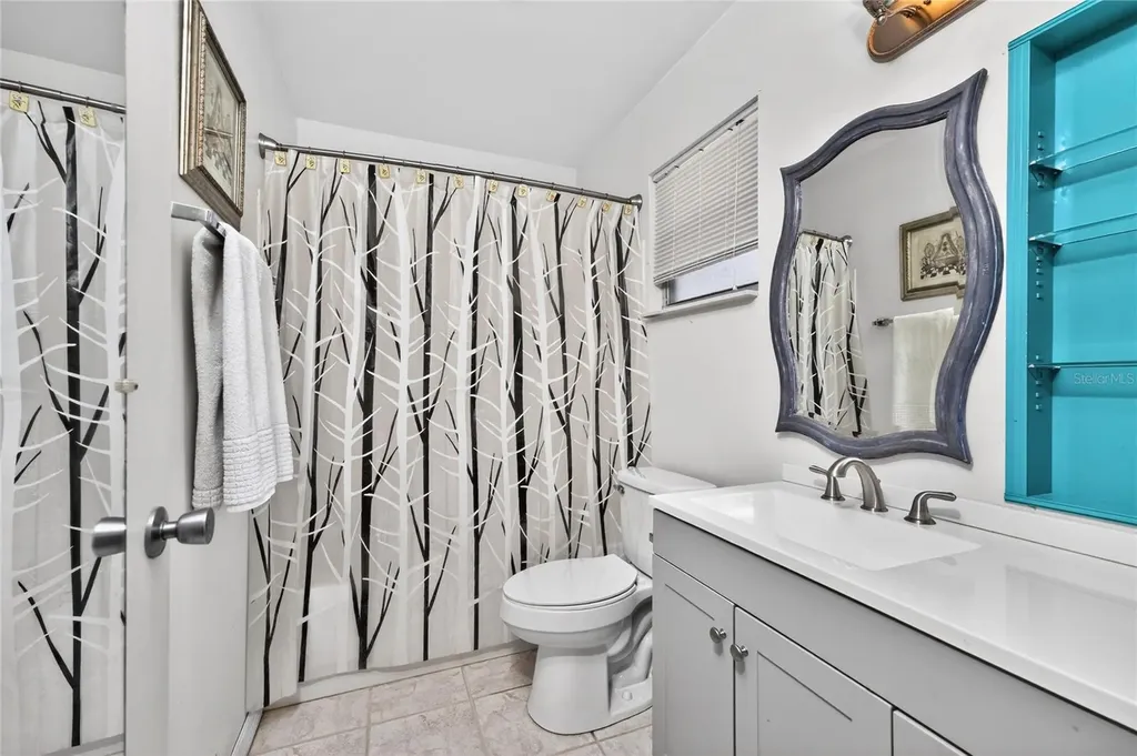 3972 Overlook Bend Sarasota FL 34232
