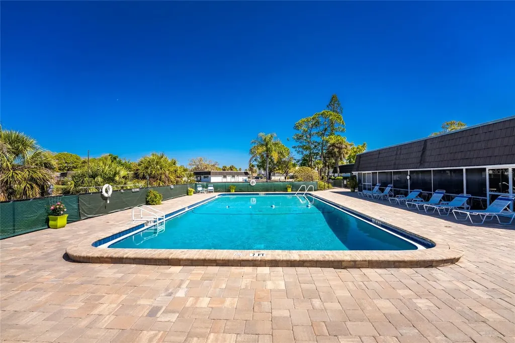 3972 Overlook Bend Sarasota FL 34232