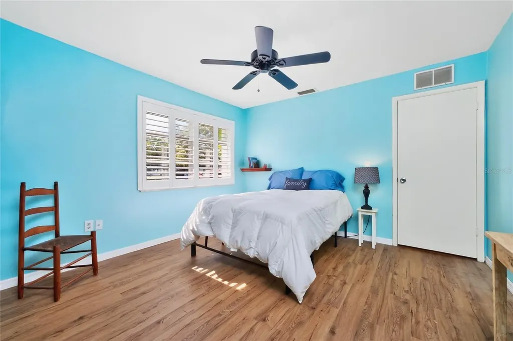 3972 Overlook Bend Sarasota FL 34232
