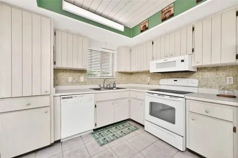 3972 Overlook Bend Sarasota FL 34232