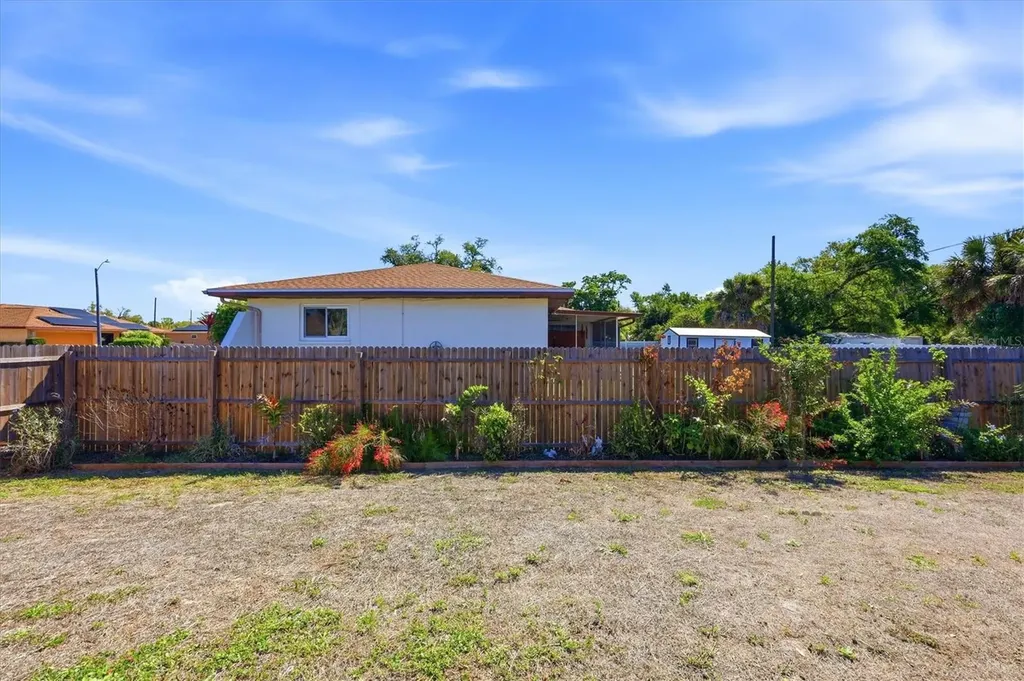 2084 Leisure Street Port Charlotte FL 33948
