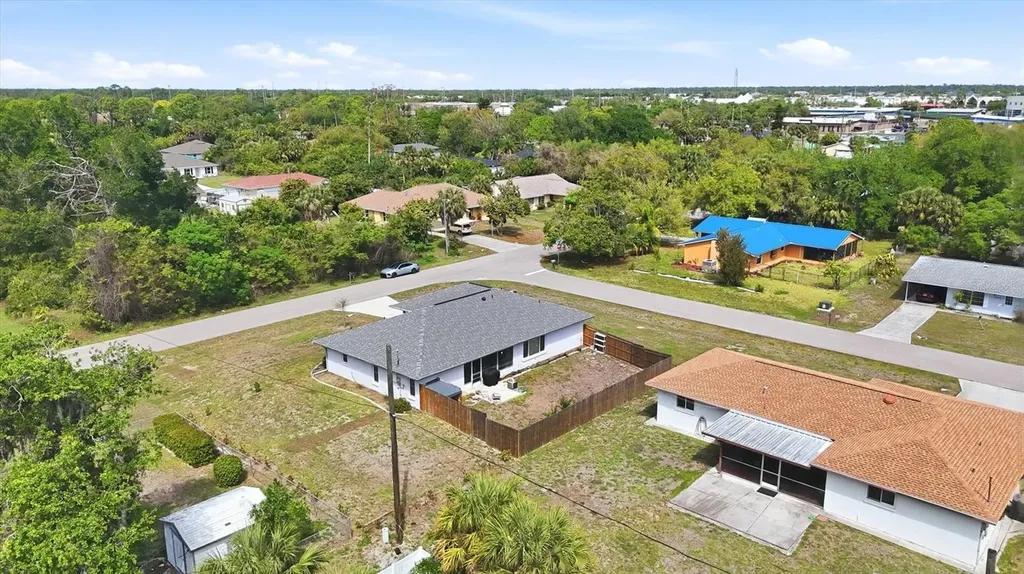 2084 Leisure Street Port Charlotte FL 33948