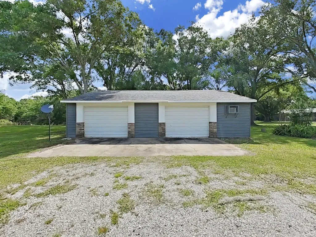 16810 Whirley Road Lutz FL 33558