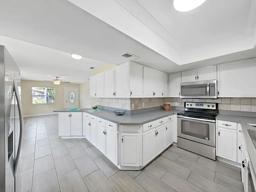 16810 Whirley Road Lutz FL 33558