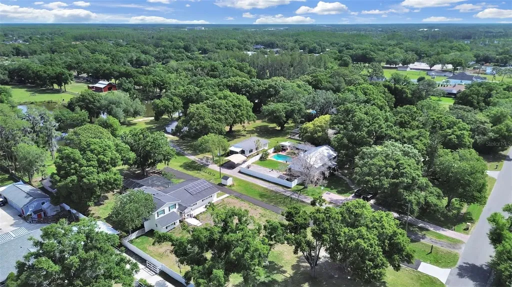 16810 Whirley Road Lutz FL 33558