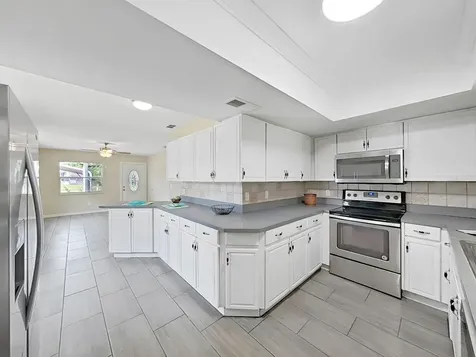16810 Whirley Road Lutz FL 33558