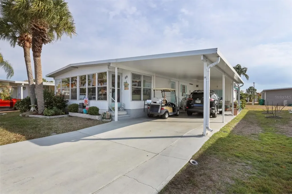 2100 Kings Highway Port Charlotte FL 33980