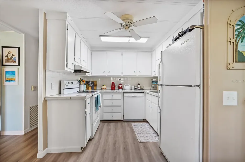 2100 Kings Highway Port Charlotte FL 33980