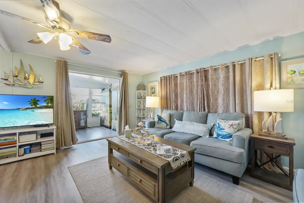 2100 Kings Highway Port Charlotte FL 33980