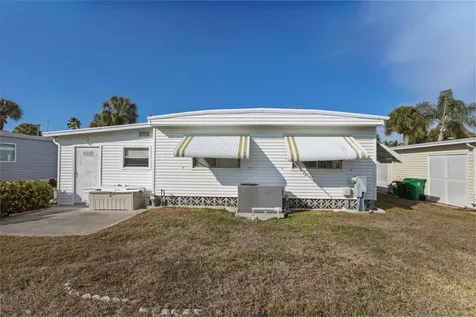 2100 Kings Highway Port Charlotte FL 33980