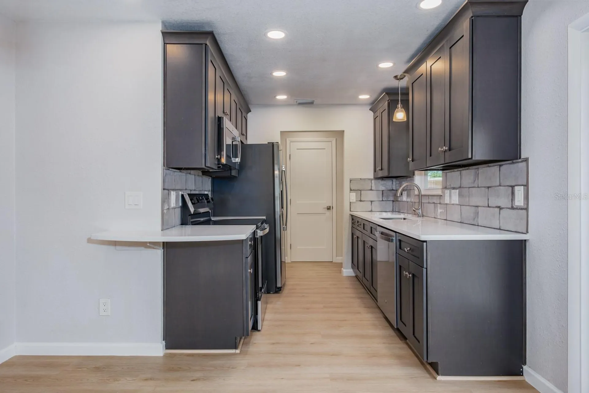 4228 37th Avenue N St Petersburg FL 33713