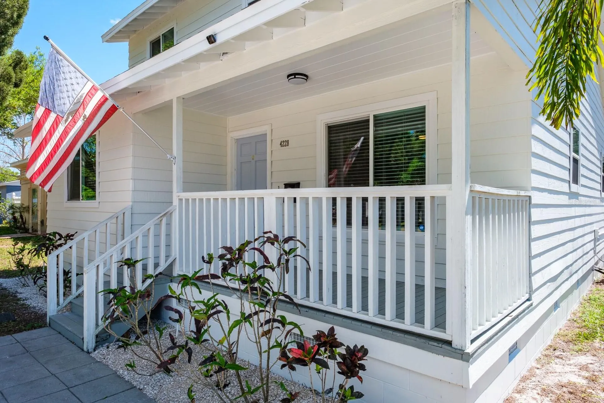 4228 37th Avenue N St Petersburg FL 33713