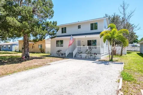 4228 37th Avenue N St Petersburg FL 33713