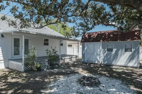4228 37th Avenue N St Petersburg FL 33713