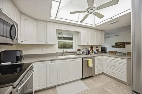 21351 Bassett Avenue Port Charlotte FL 33952