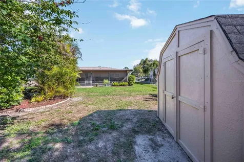 21351 Bassett Avenue Port Charlotte FL 33952