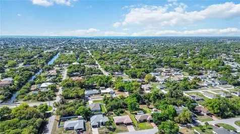 21351 Bassett Avenue Port Charlotte FL 33952