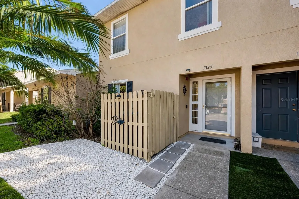 1325 Fettler Way Winter Garden FL 34787