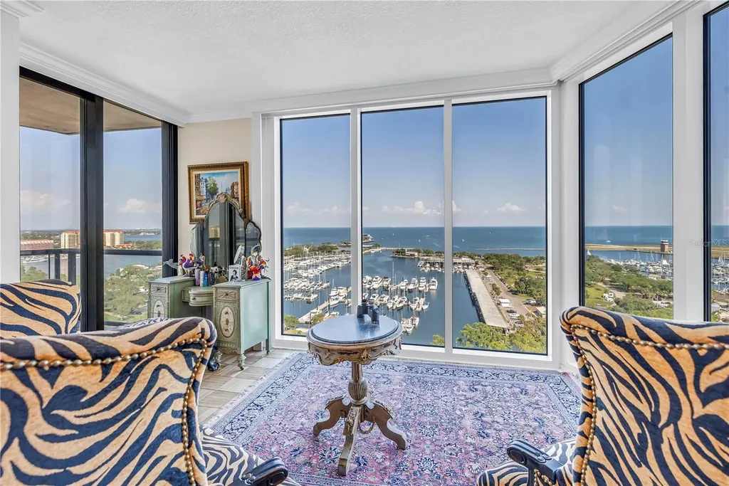 1 Beach Drive SE St Petersburg FL 33701