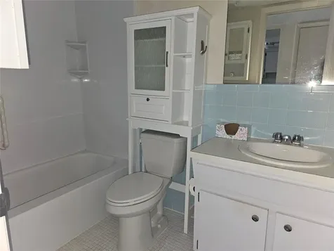 2457 Ecuadorian Way Clearwater FL 33763