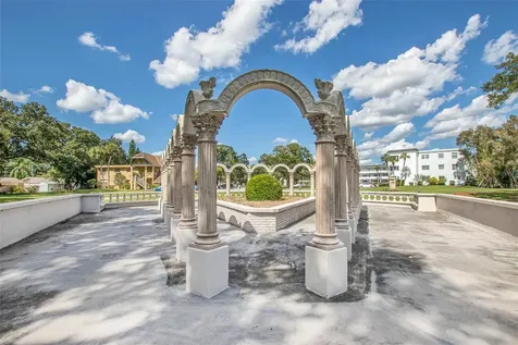 2457 Ecuadorian Way Clearwater FL 33763
