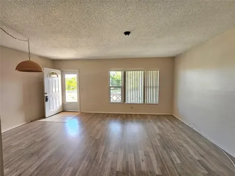2457 Ecuadorian Way Clearwater FL 33763