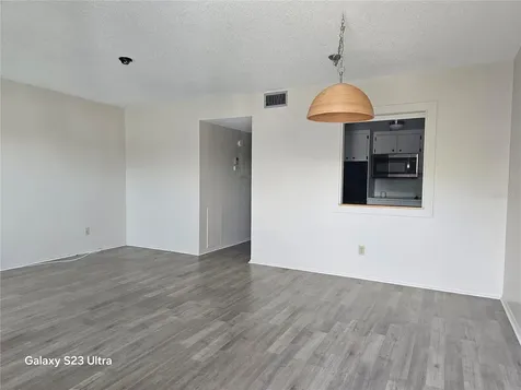 2457 Ecuadorian Way Clearwater FL 33763