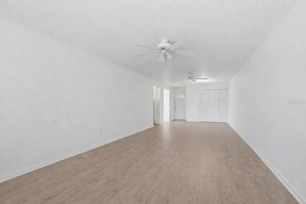 3900 Roxane Boulevard Sarasota FL 34235