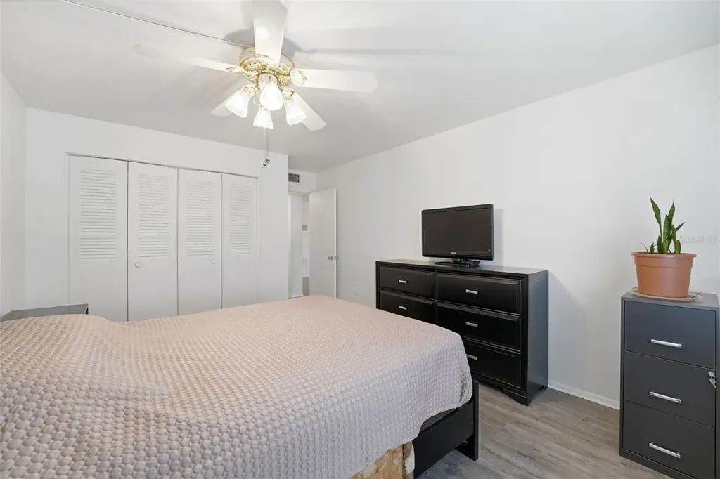 3900 Roxane Boulevard Sarasota FL 34235