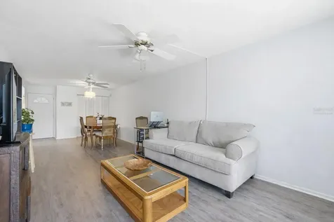 3900 Roxane Boulevard Sarasota FL 34235