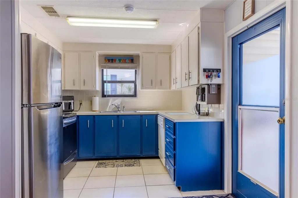 2100 Kings Highway Crescent Port Charlotte FL 33980