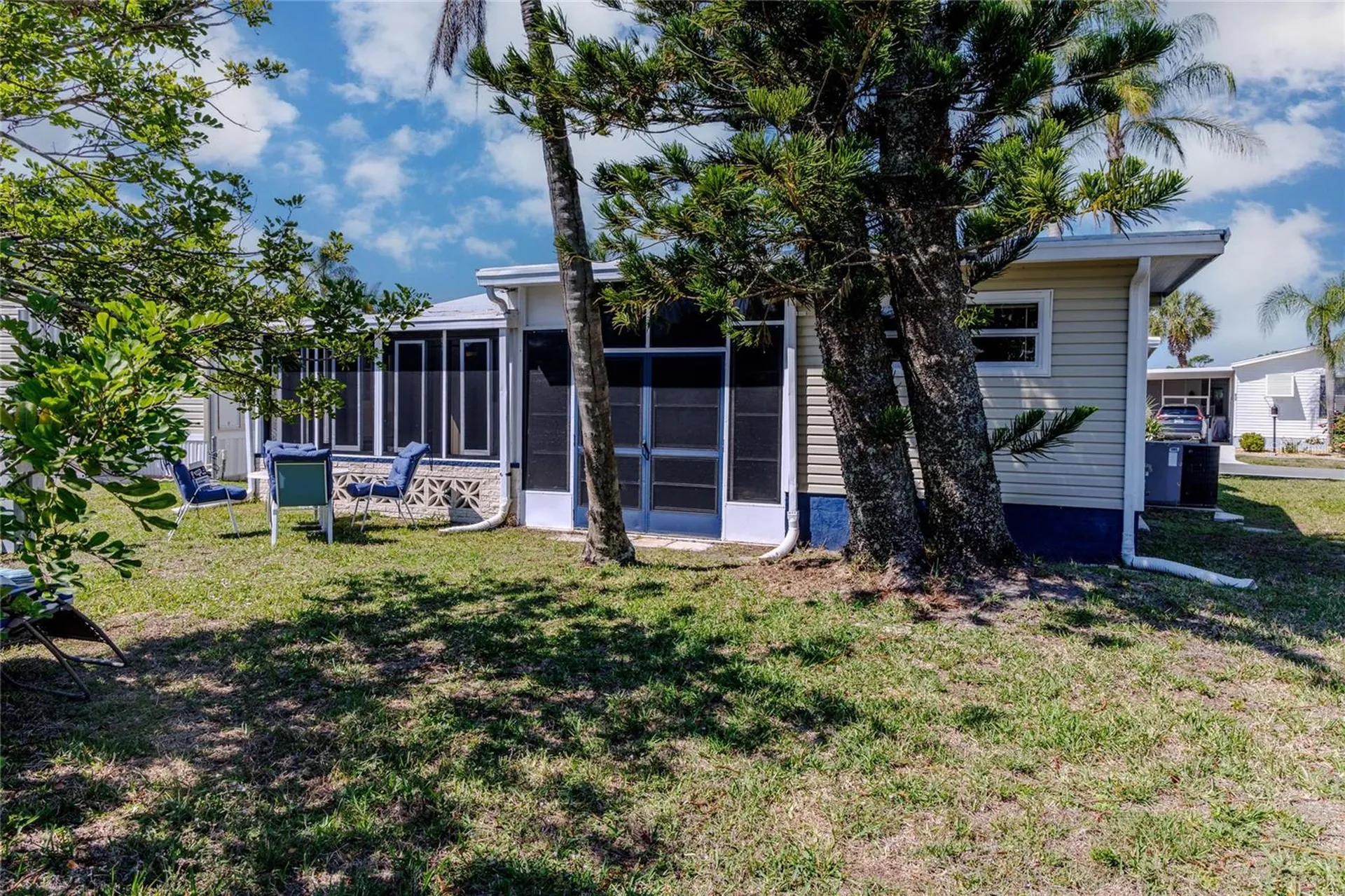 2100 Kings Highway Crescent Port Charlotte FL 33980