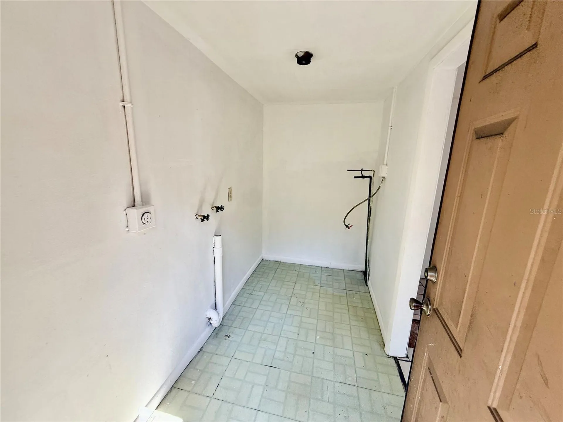 1134 Engman Street Clearwater FL 33755