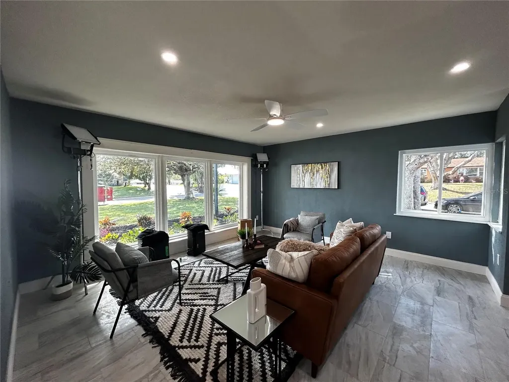 6370 Conniewood Square New Port Richey FL 34653