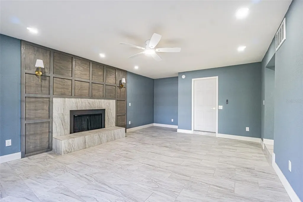 6370 Conniewood Square New Port Richey FL 34653