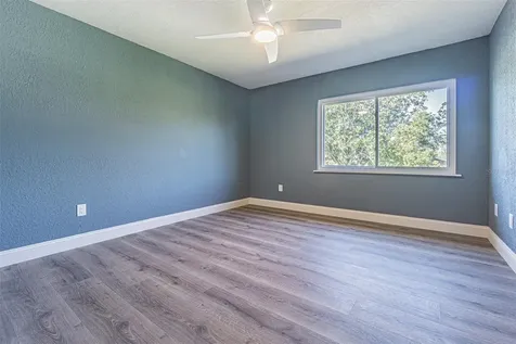 6370 Conniewood Square New Port Richey FL 34653