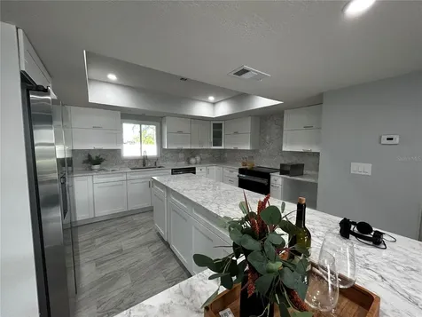6370 Conniewood Square New Port Richey FL 34653