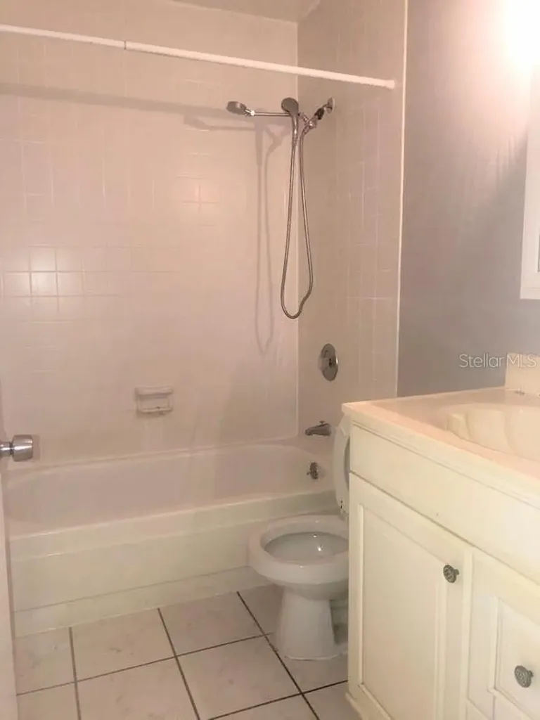 5942 Peregrine Avenue Orlando FL 32819